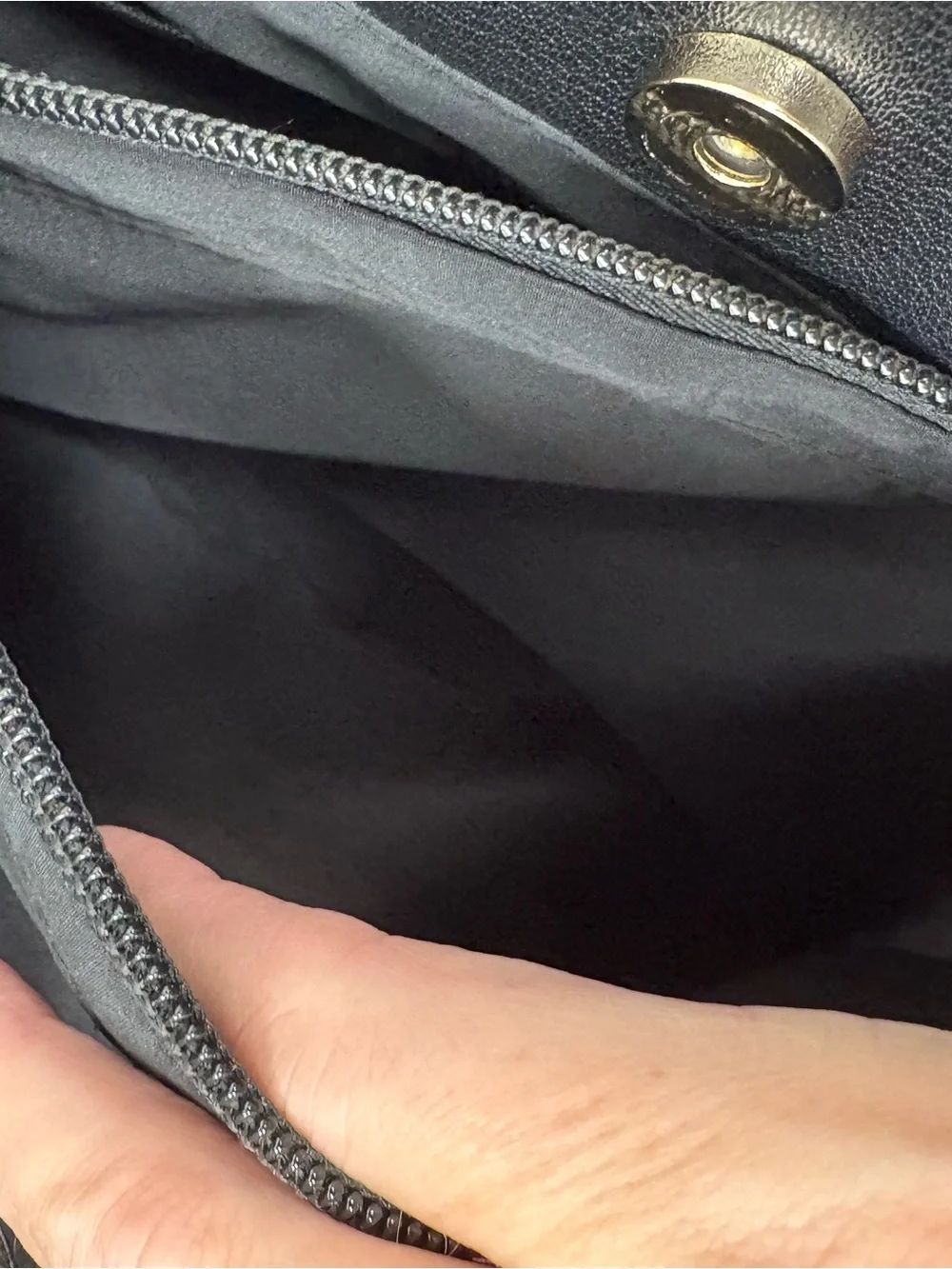 Nine West Black Faux Leather Bow Accented Satchel Shoulder Bag. EUC